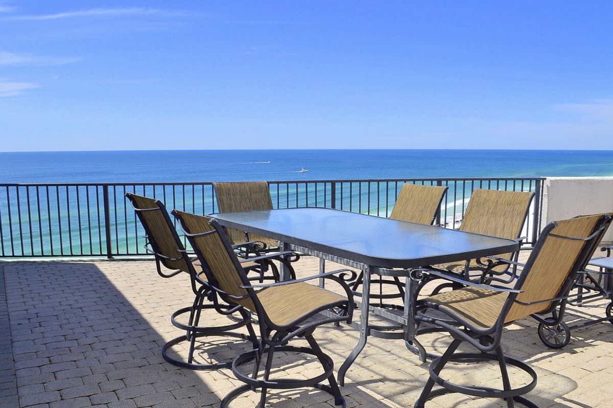 Why A Beach Rental Can Double Your Leisure During Your Vacations?